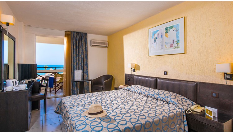 Hersonissos Palace, Крит